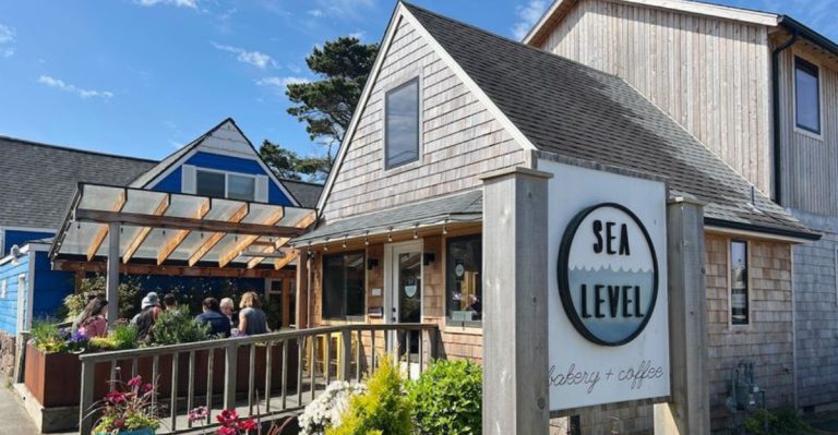 14 Oregon Bakeries That Sell Out Before The First Coffee Break