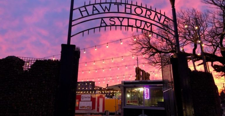 14 Oregon Food Carts That Locals Visit More Than Sit-Down Restaurants