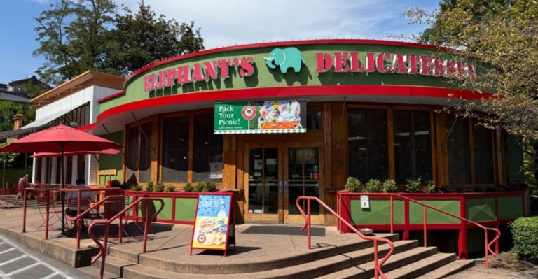 14 Oregon Sandwich Spots That Never Promote Themselves But Still Pack In Locals