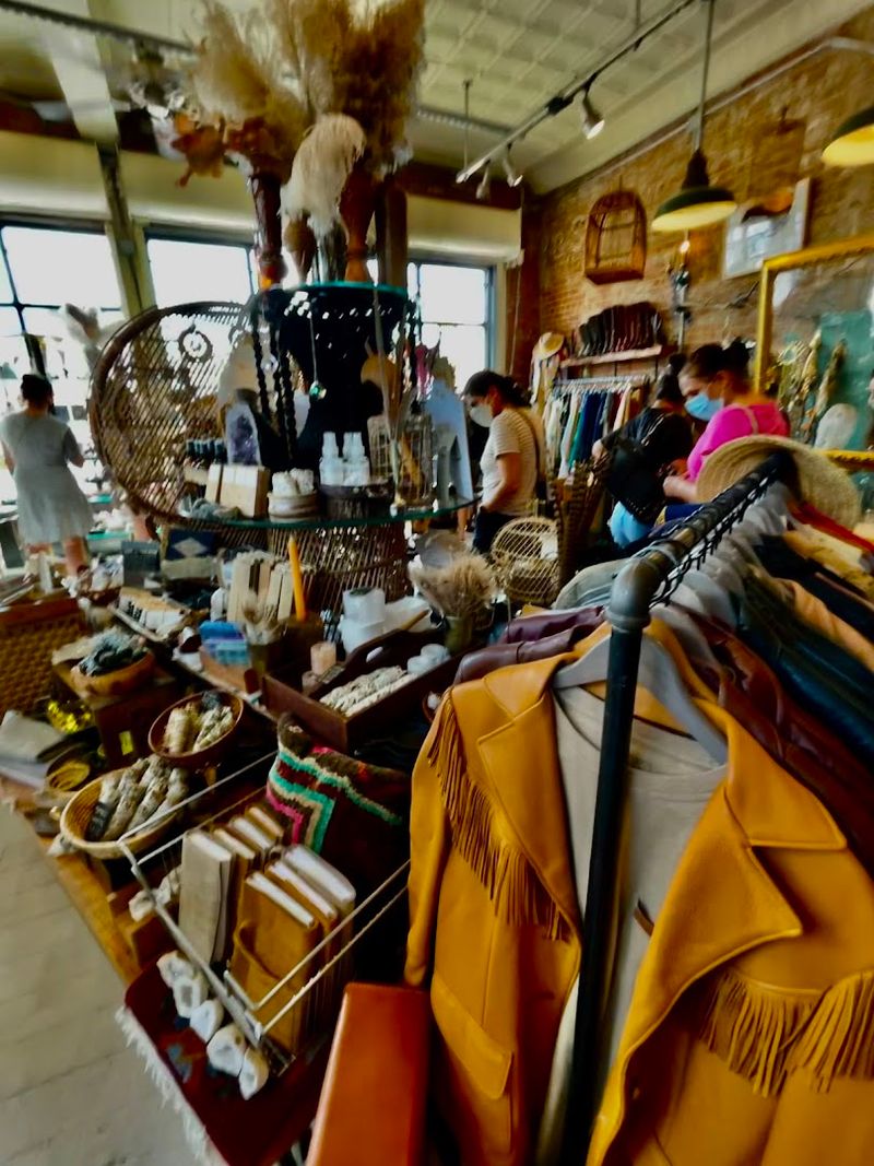 Eldorado General Store, Detroit