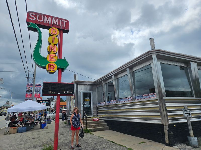 Summit Diner — Somerset