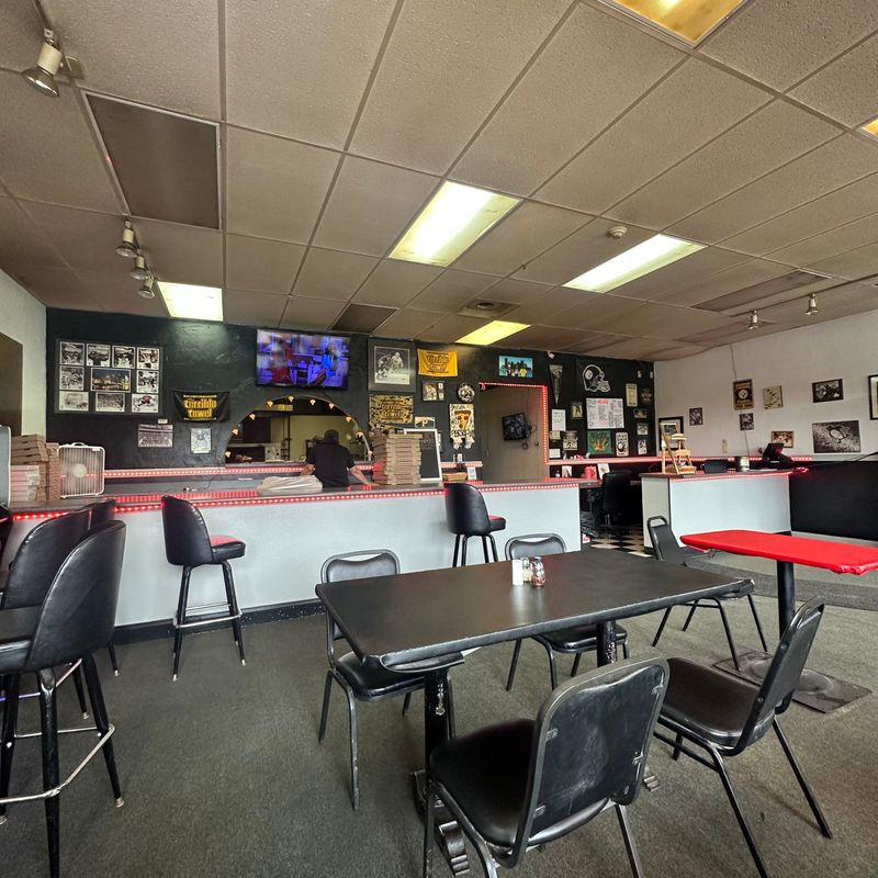 Lelulo's Pizzeria — Plum, PA