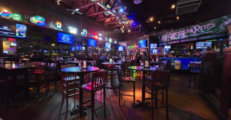 14 Pennsylvania Places Wing Lovers Should Not Miss This February