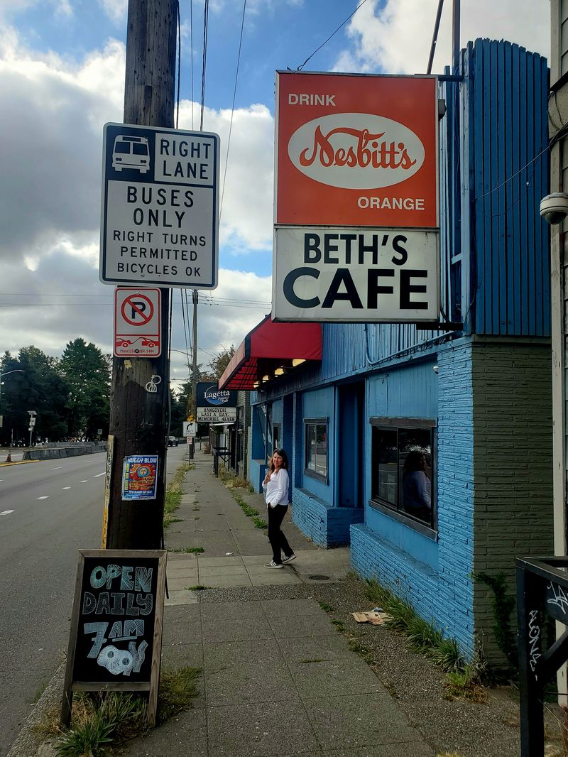 Beth's Cafe