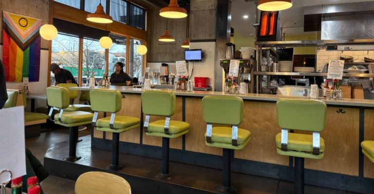 14 Seattle, Washington Diners Seniors Say Serve Food Just Like They Remember