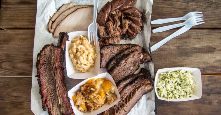 14 Texas BBQ Joints That Locals Swear Serve Fried Chicken Worth Every Bite