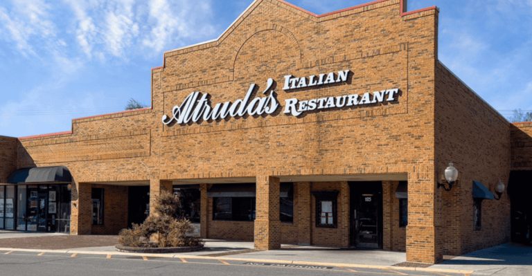 14 Tiny Tennessee Italian Restaurants Where Locals Swear The Pasta Tastes Like Nonna’s