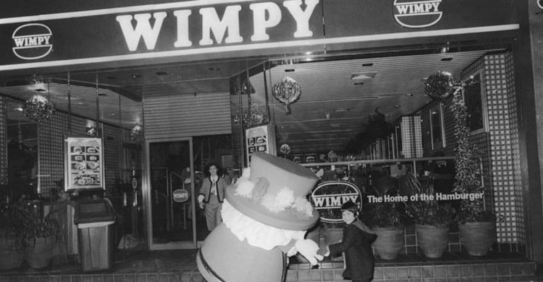 14 Vanished Fast-Food Joints We Hope Would Make A Comeback