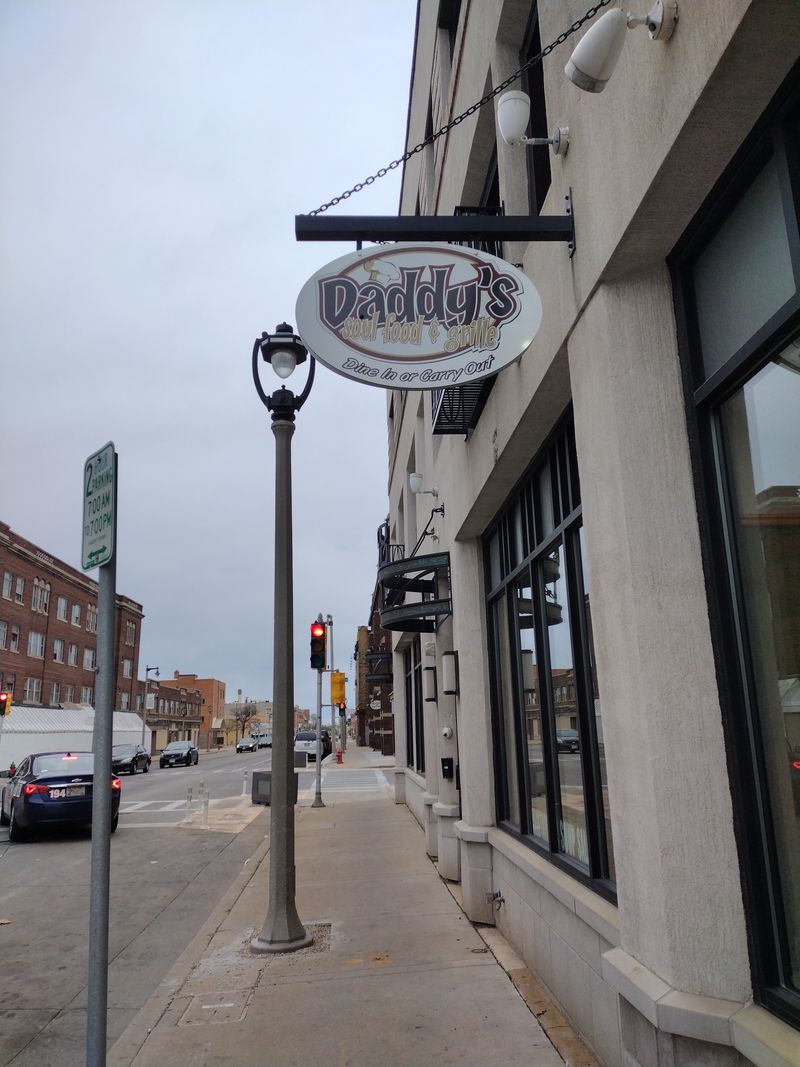 Daddy's Soul Food & Grille — Milwaukee, Wisconsin