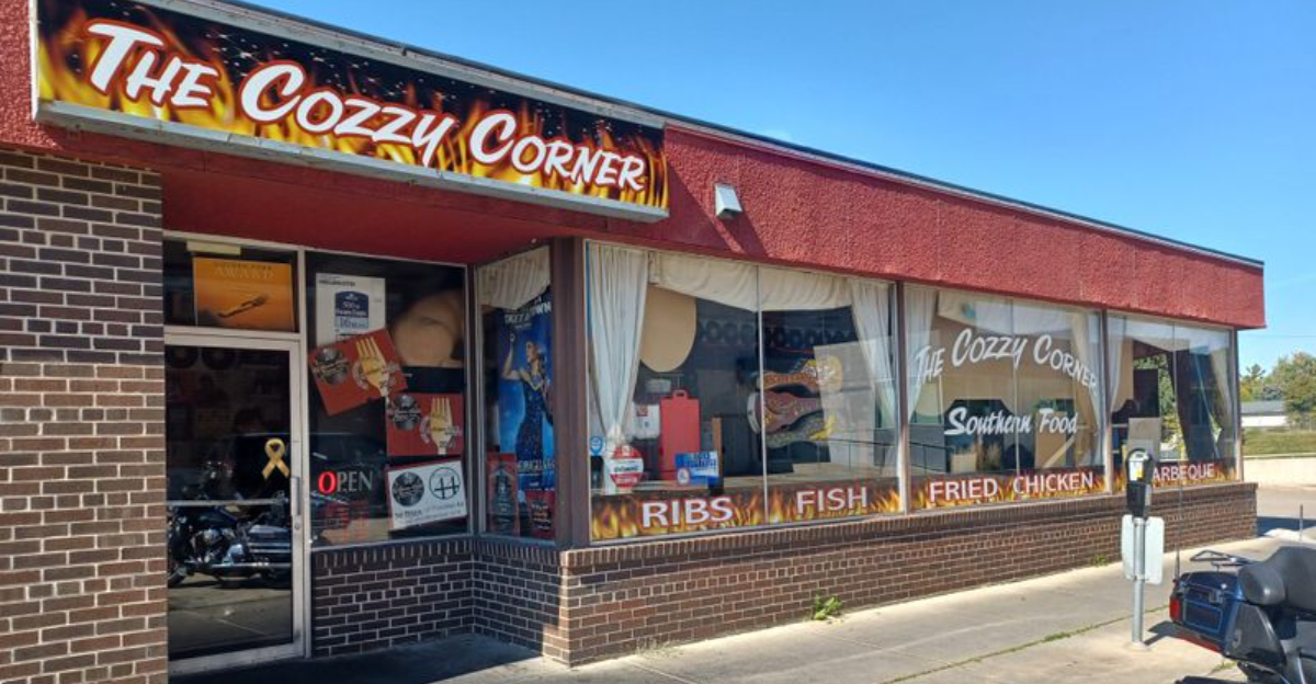 14 Wisconsin Hole-In-The-Wall Soul Food Spots Locals Say Are The Real Deal