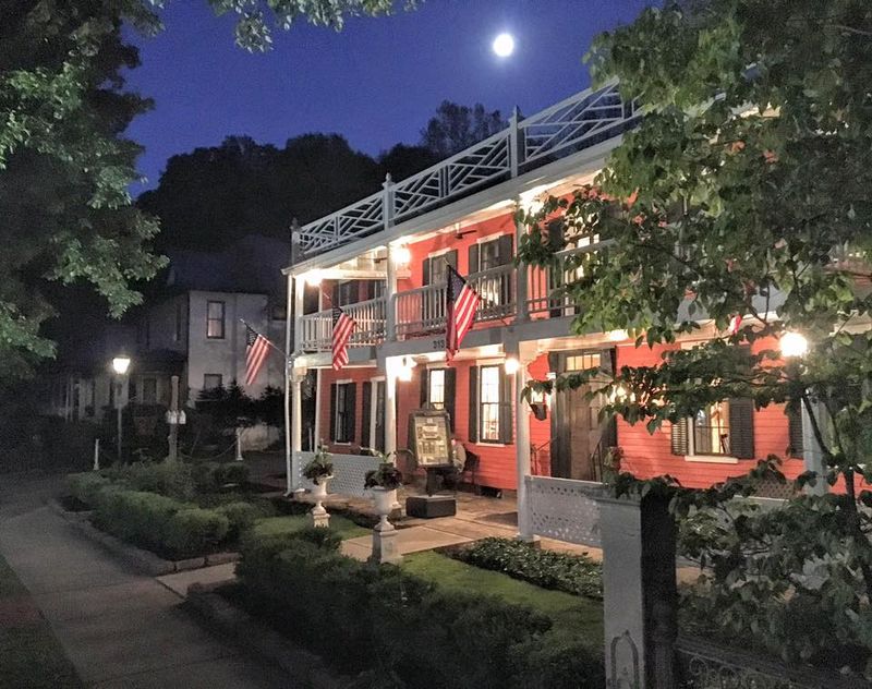 15. Historic Charm In A College Town – The Buxton Inn, Granville