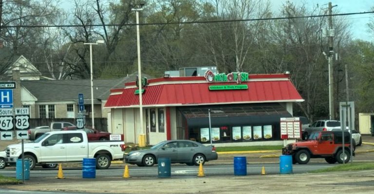 15 Arkansas Takeaway Fish Fry Windows Famous For Crisp, Downhome Fillets