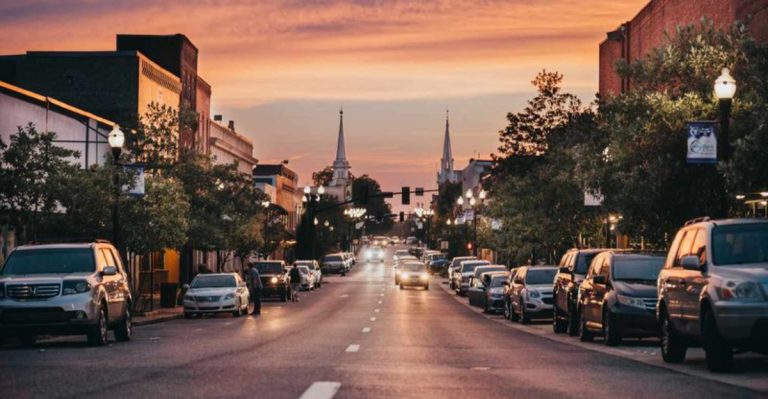 15 Charming Towns In Tennessee Ideal For Relaxing Weekend Drives