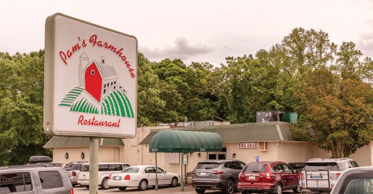 15 Diners In North Carolina That Make Thanksgiving Comfort Food Feel Like Home