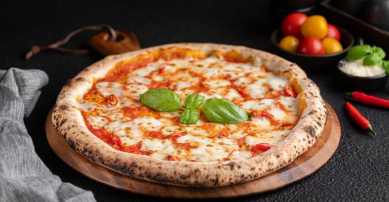 15 False Facts About Pizza You Probably Still Believe