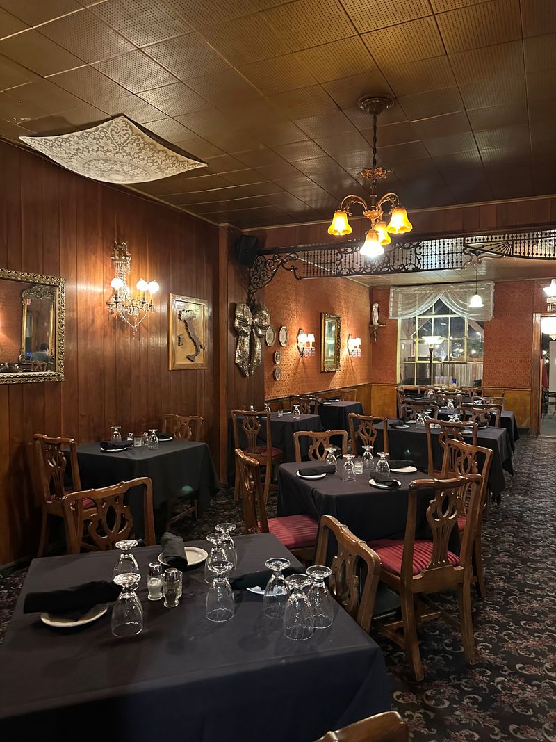 Guarino’s Restaurant, Cleveland