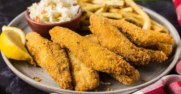 15 Iconic Michigan Diner Foods That Taste Like Pure Small-Town Summer Every Time