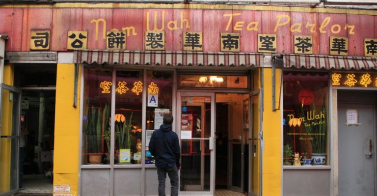 15 Legendary New York Restaurants Locals Have Loved For Generations