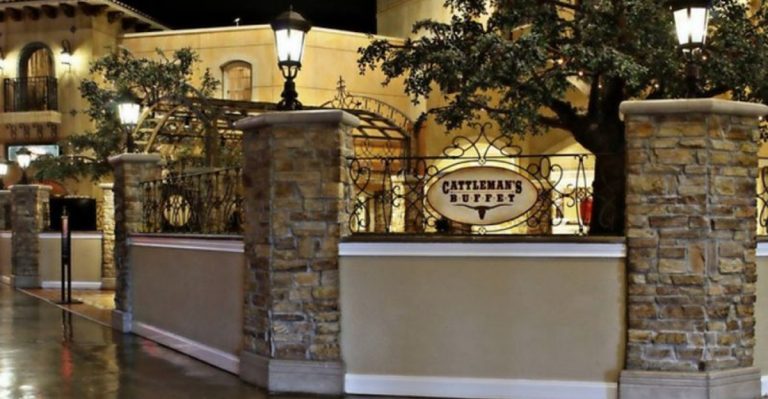 15 Louisiana All-You-Can-Eat Buffets Where The Dessert Tables Alone Are Worth The Trip