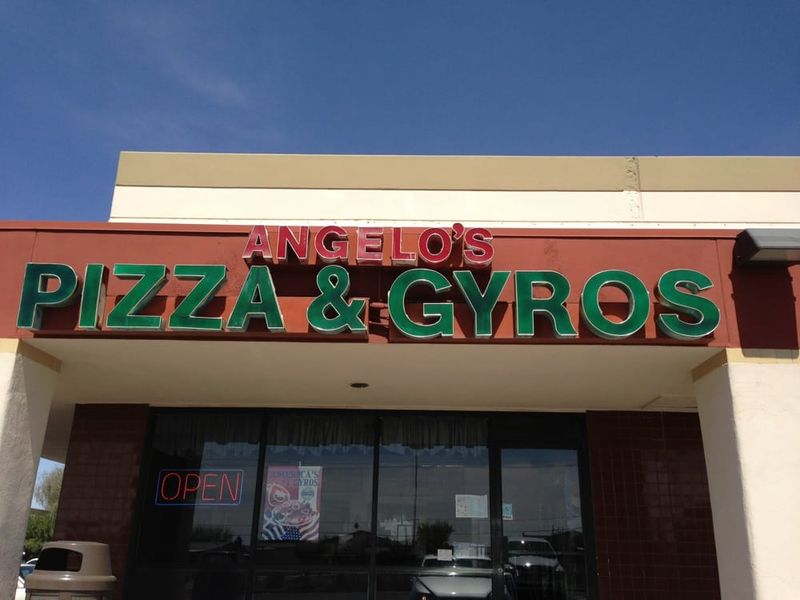 Angelo's Pizzeria