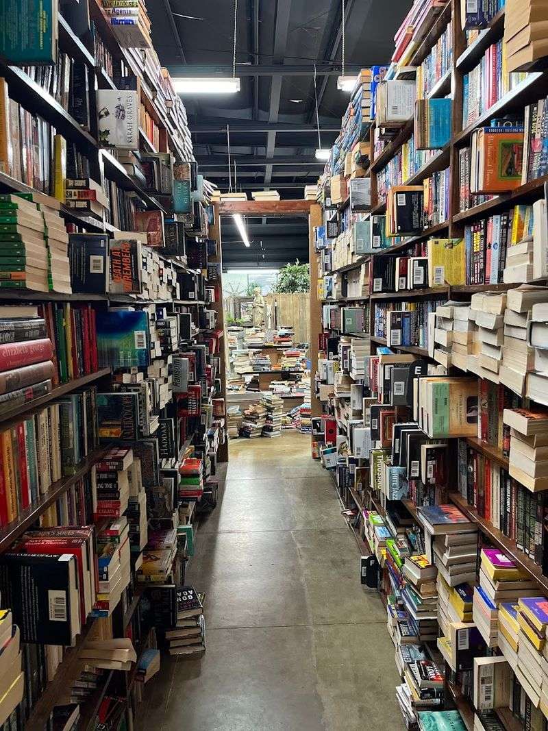 Book Traders Bookstore, Conway