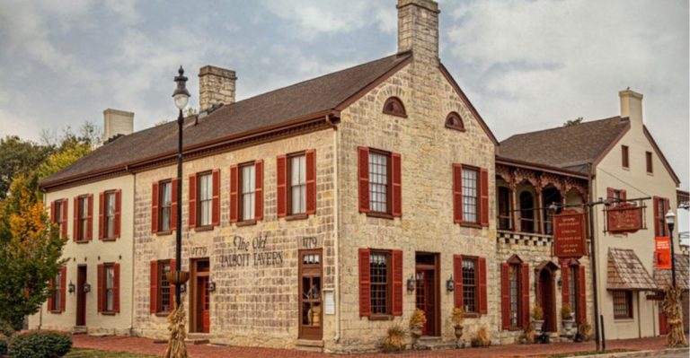 16 Kentucky Fried Chicken Spots That Locals Say Are Better Than The Chains