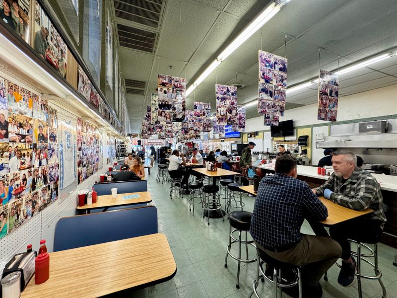 Sutton's Drug Store, Chapel Hill