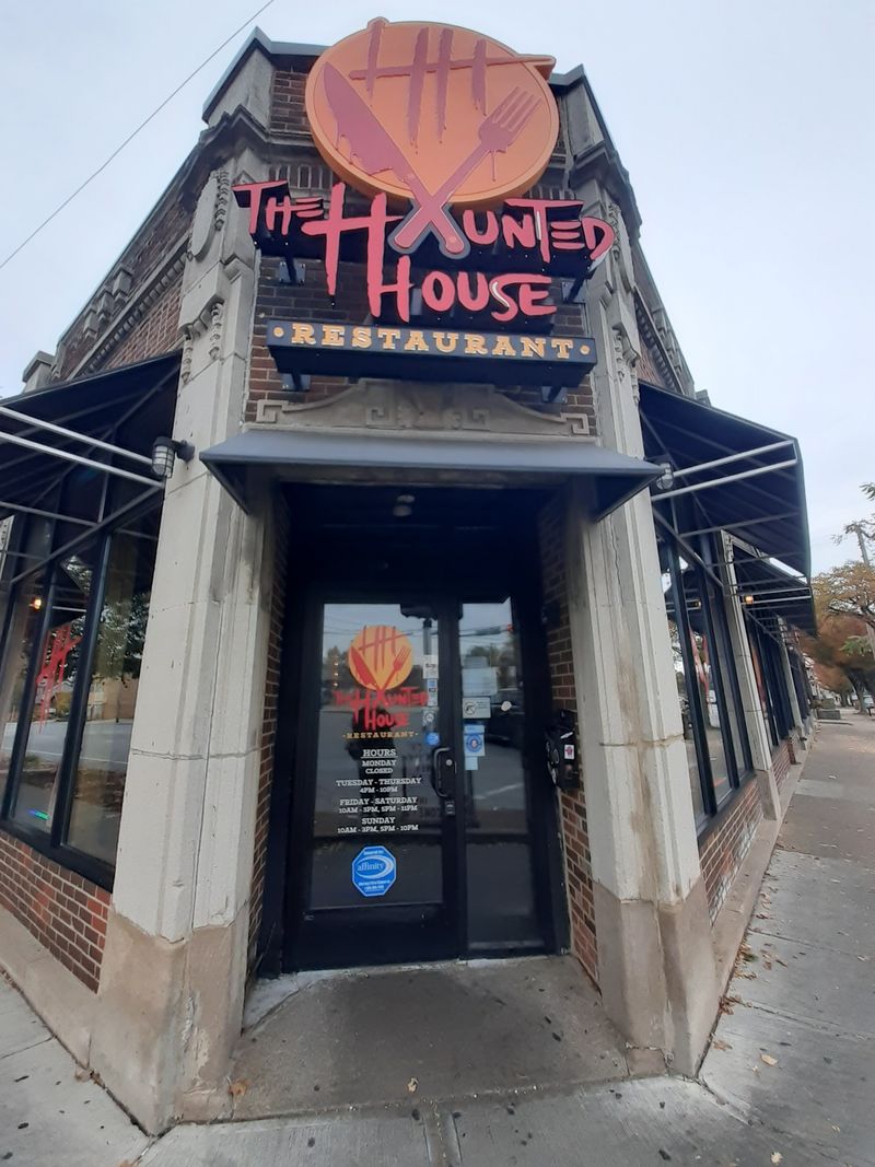 The Haunted House Restaurant – Cleveland Heights, Ohio