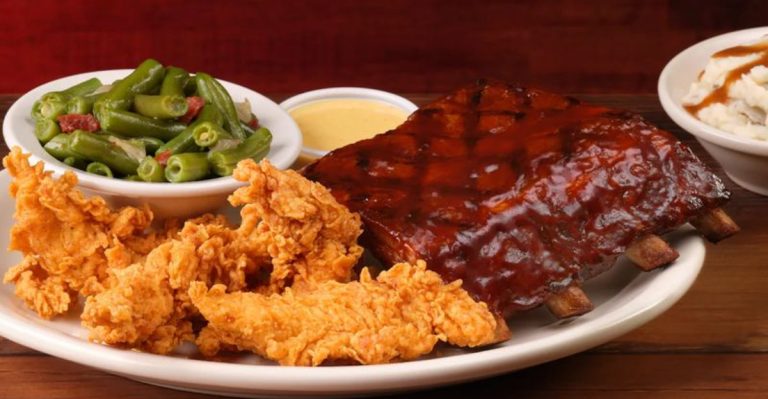 16 Unlisted Texas Roadhouse Picks That Diners And Staff Keep Recommending