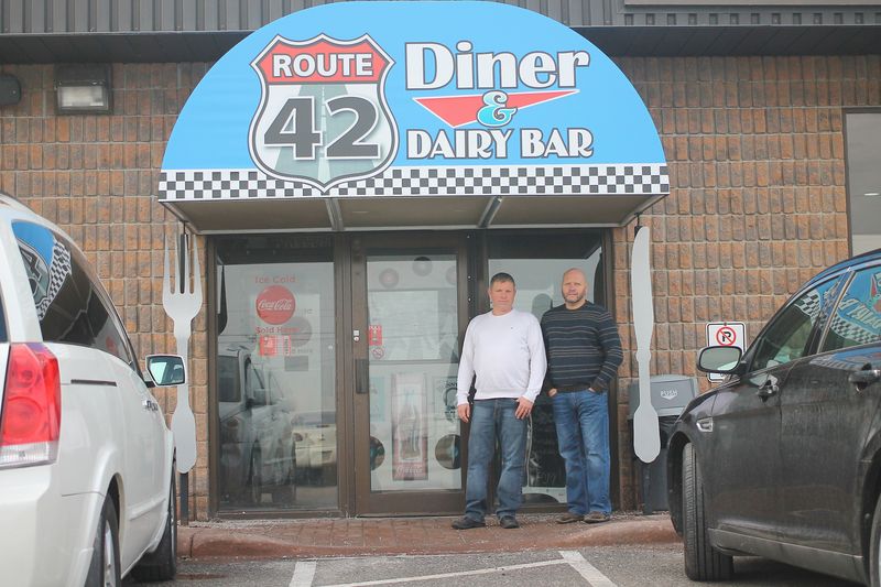 Route 42 Diner & Dairy Bar: Highway Haven of Nostalgia