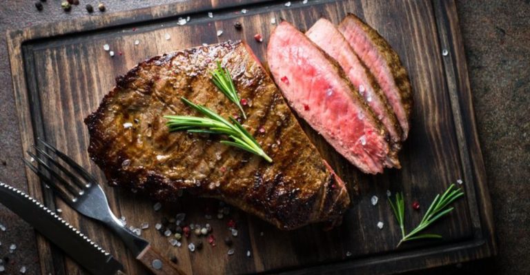 17 Things You Should Absolutely Never Utter When Ordering Steak