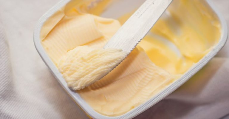 17 Unhealthy Foods We Eat Although We Know They Are Bad For Us