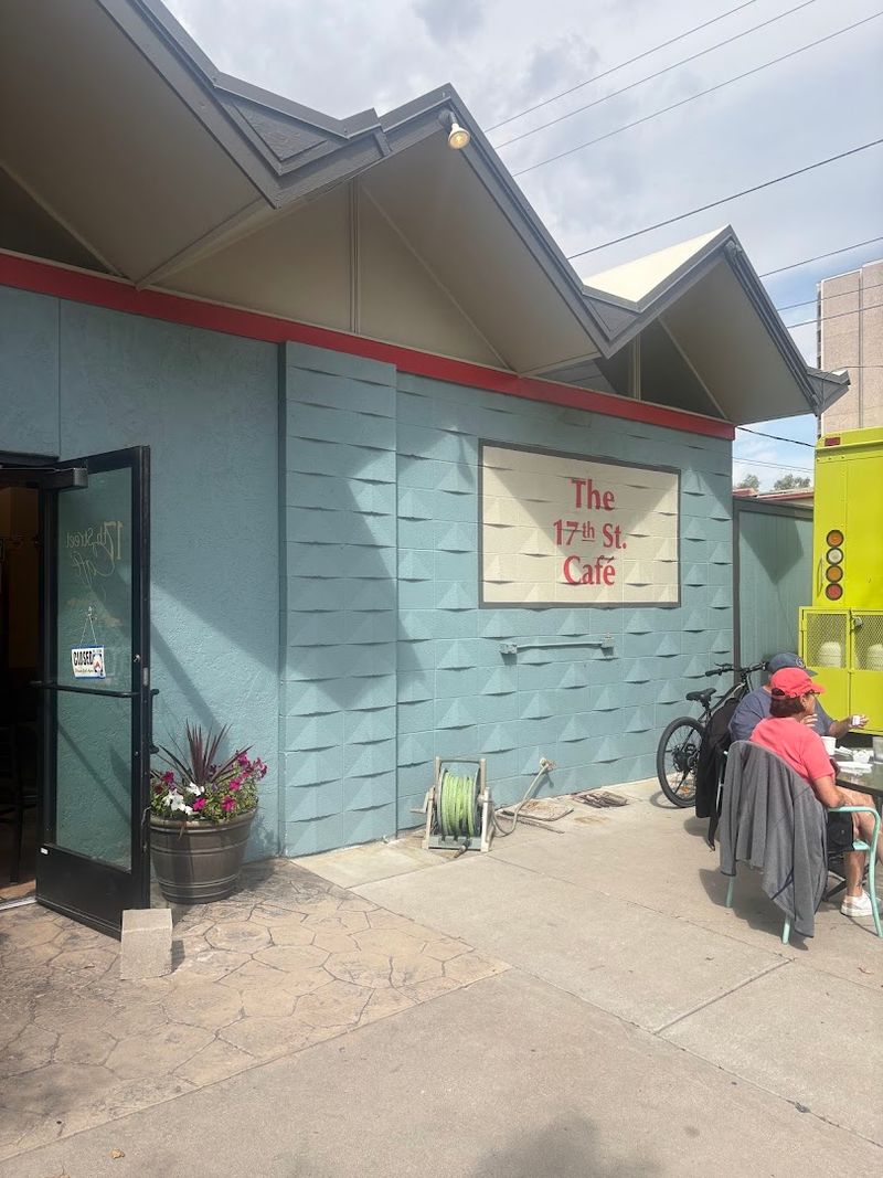 17th Street Cafe