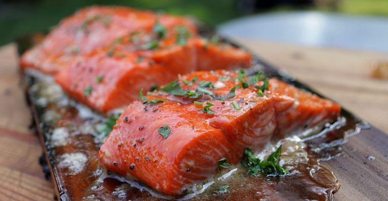 18 Seafood Dishes That Prove Alaska Owns The Ocean