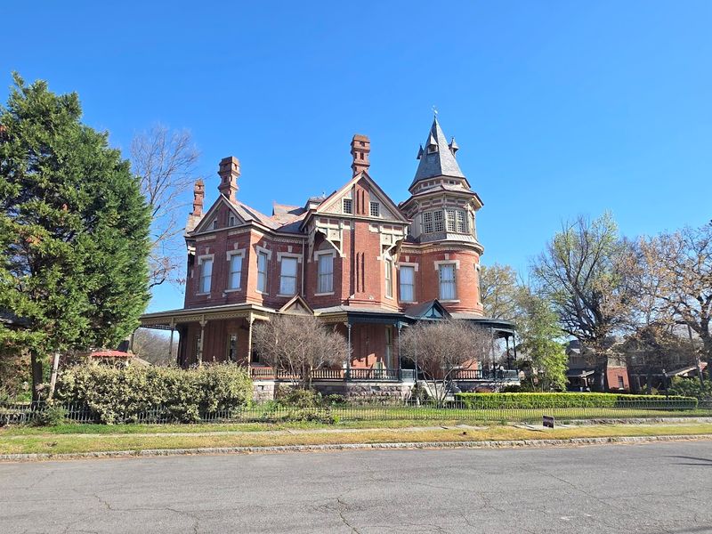 The Empress of Little Rock, Little Rock
