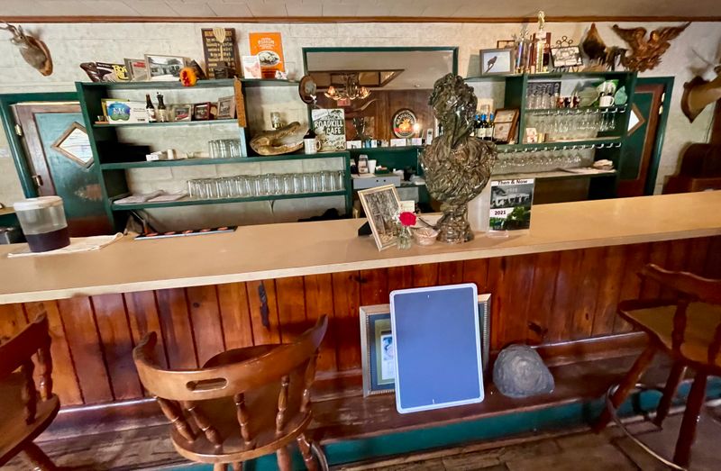 Red Wing Restaurant - Groveland