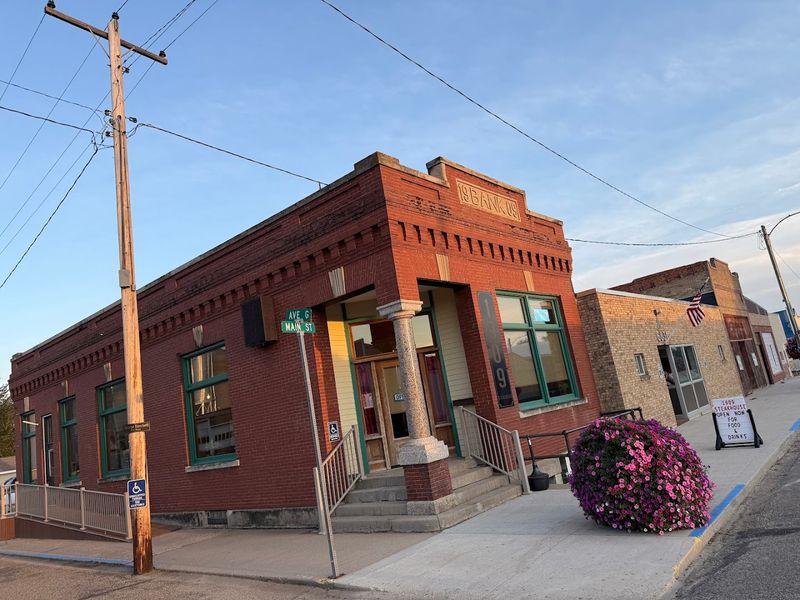 1909 Steakhouse & Lounge