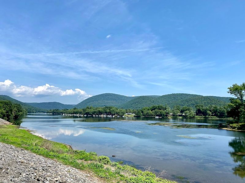 River Views That Stop You Mid-Step