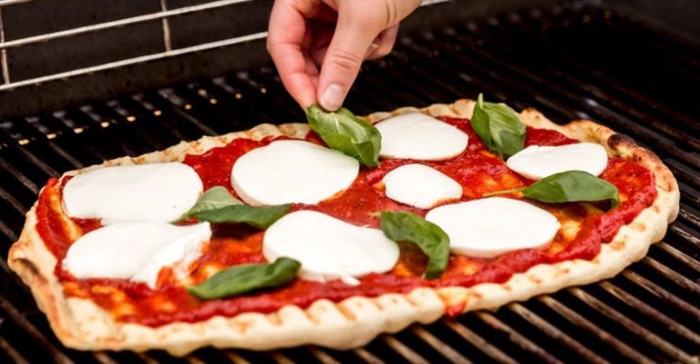 20 Easy Grilled Dishes That Make Backyard BBQs Truly Awesome