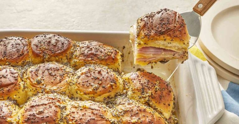 20 Easy Recipes You Can Throw Together In A 9×13 Pan