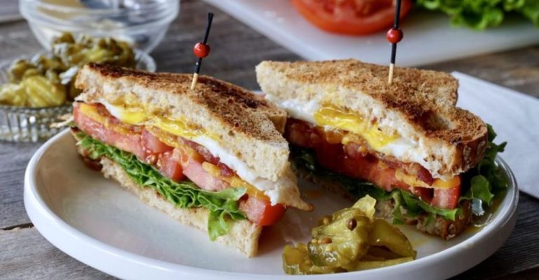 20 Retro Sandwiches We Couldn’t Get Enough Of (And A Few We’d Rather Forget)