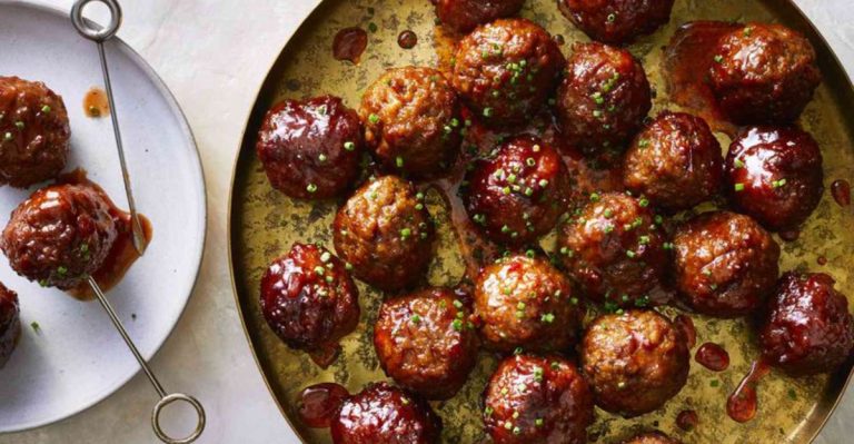 20 Vintage 1960s Potluck Dishes That Will Never Go Out Of Style