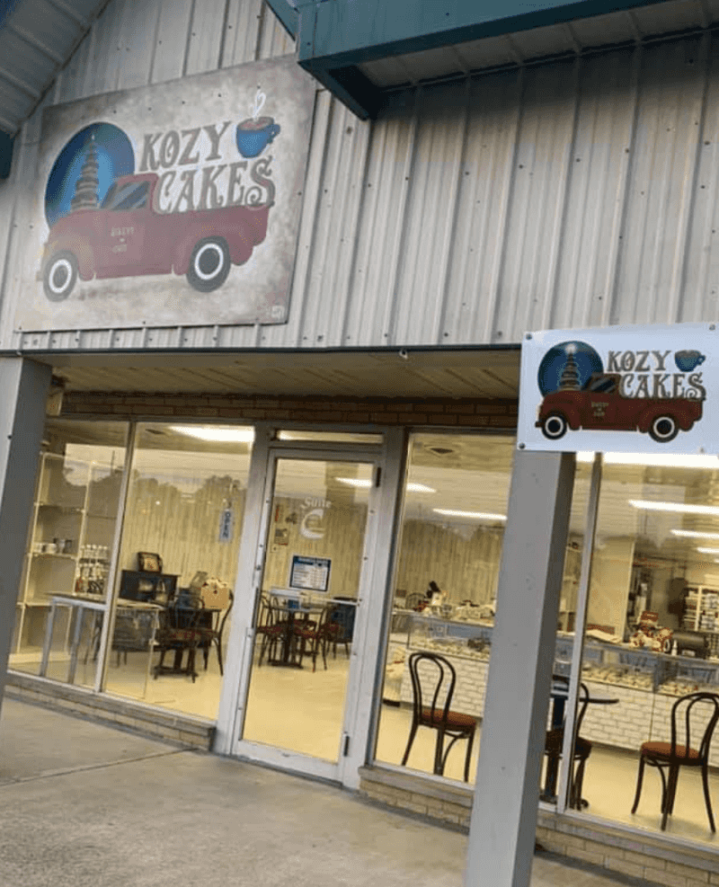 Kozy Cakes Bakery & Café – Carbondale