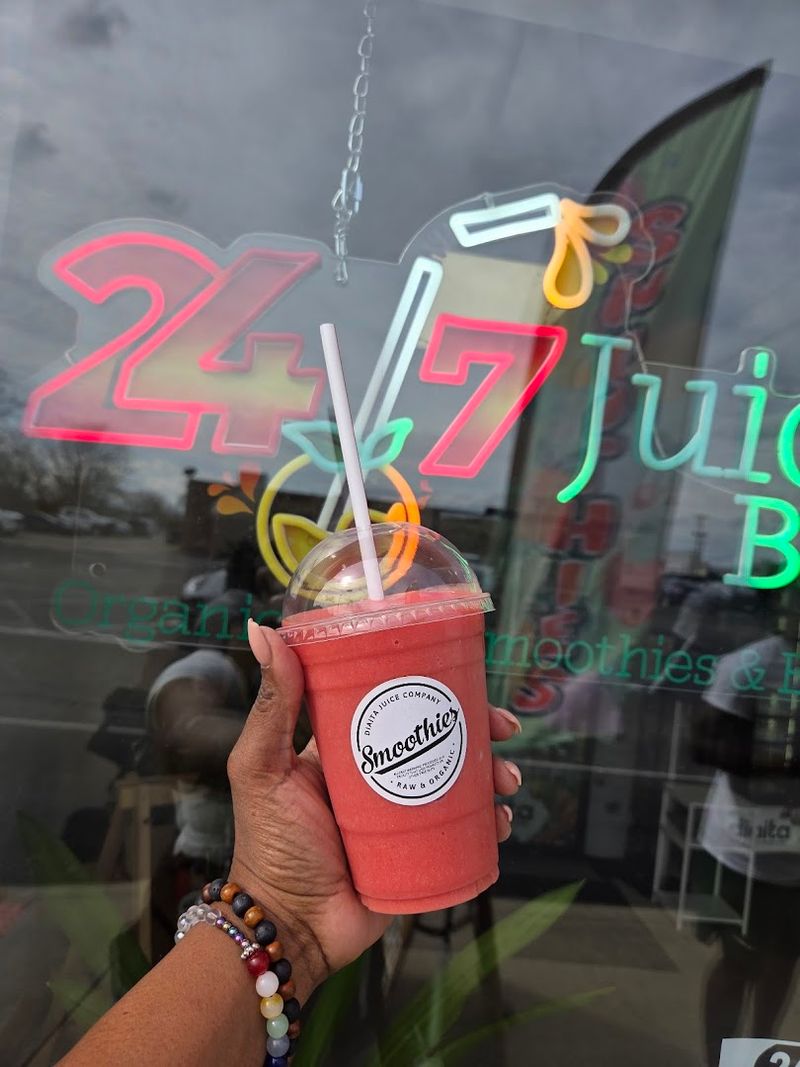 24/7 Juice Bar, Canton