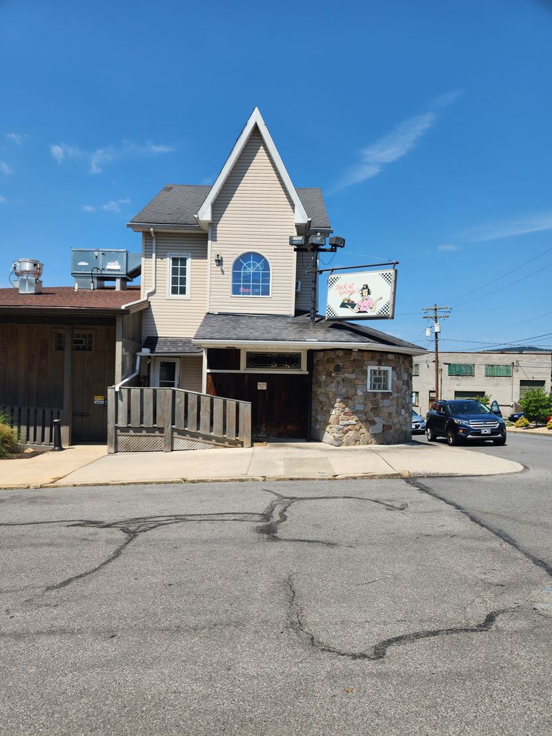 Jack & George's — Altoona