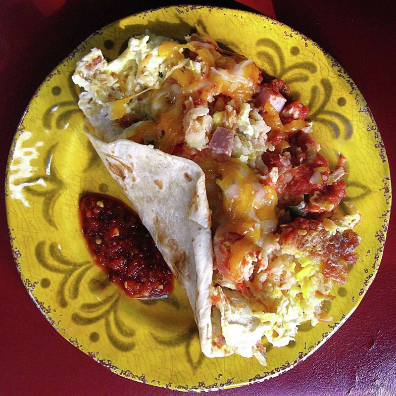 Grumpy's Mexican Café: Where Cranky Service Meets Heavenly Food