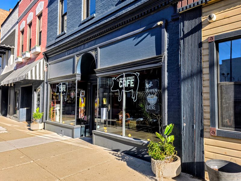 4. The Adams Street Café, Toledo