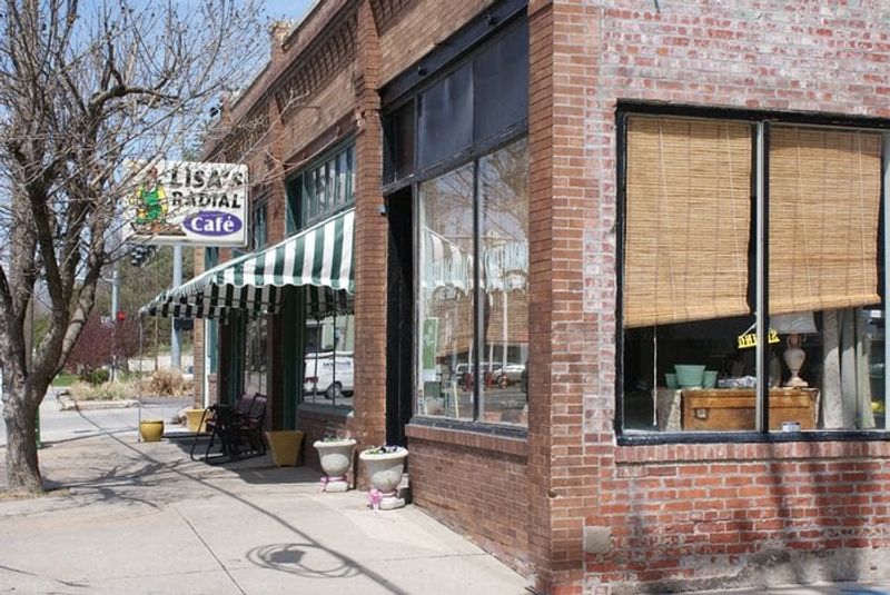 4. Lisa's Radial Cafe – Omaha, Nebraska