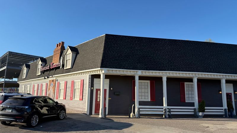 3. Redcoat Tavern