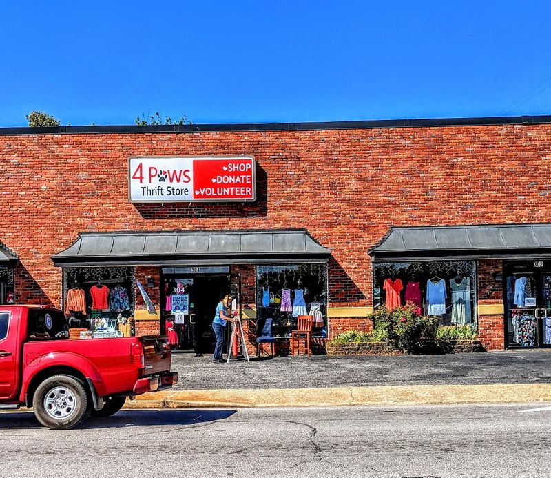 4 Paws Thrift Store, West Columbia 4 Paws Thrift Store, West Columbia